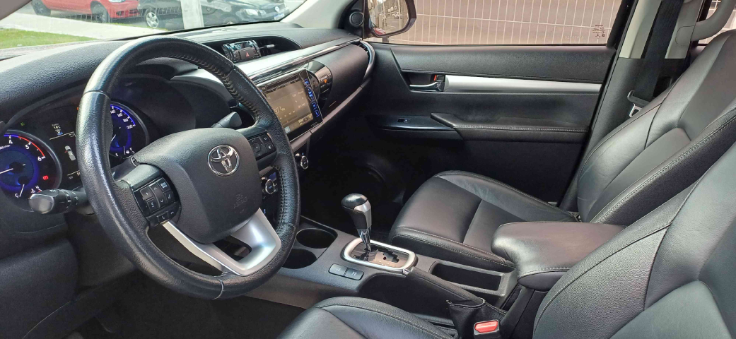 toyota hilux 2.8 srx 4x4 cd 16v diesel 4p automatico 2018