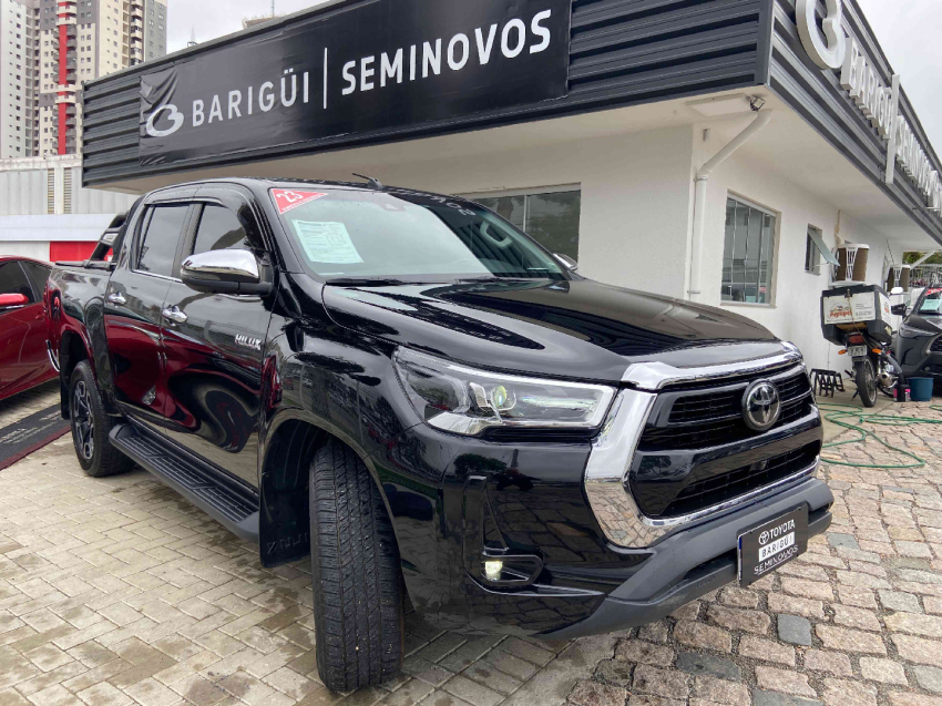 toyota hilux 2.8 d-4d turbo diesel cd srx 4x4 automatico 4p 2023