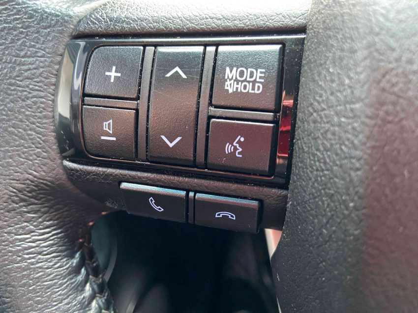 toyota hilux 2.8 d-4d turbo diesel cd srx 4x4 automatico 4p 2023