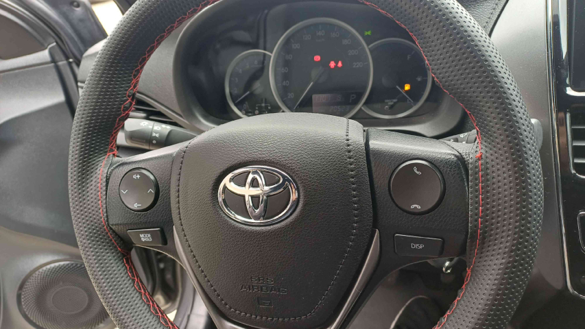 toyota yaris 1.5 16v flex xl multidrive 4p automatico 2025