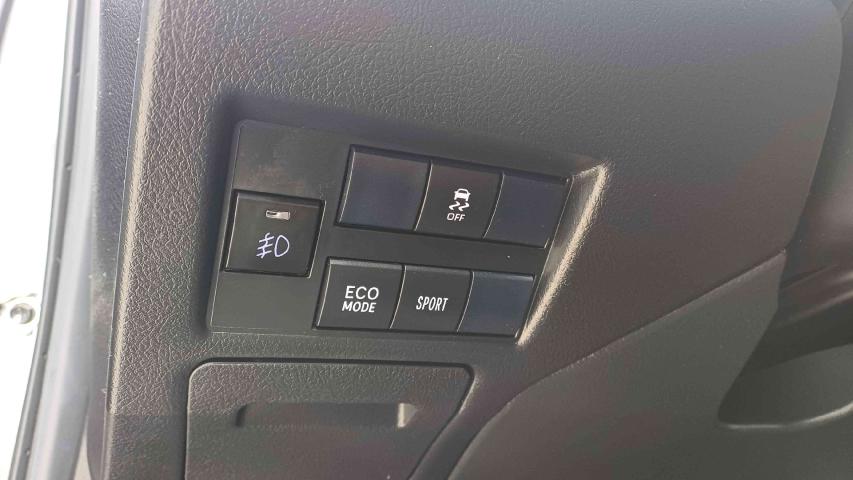 toyota yaris 1.5 16v flex xl multidrive 4p automatico 2025