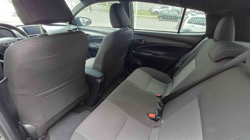 toyota yaris 1.5 16v flex xl multidrive 4p automatico 2025