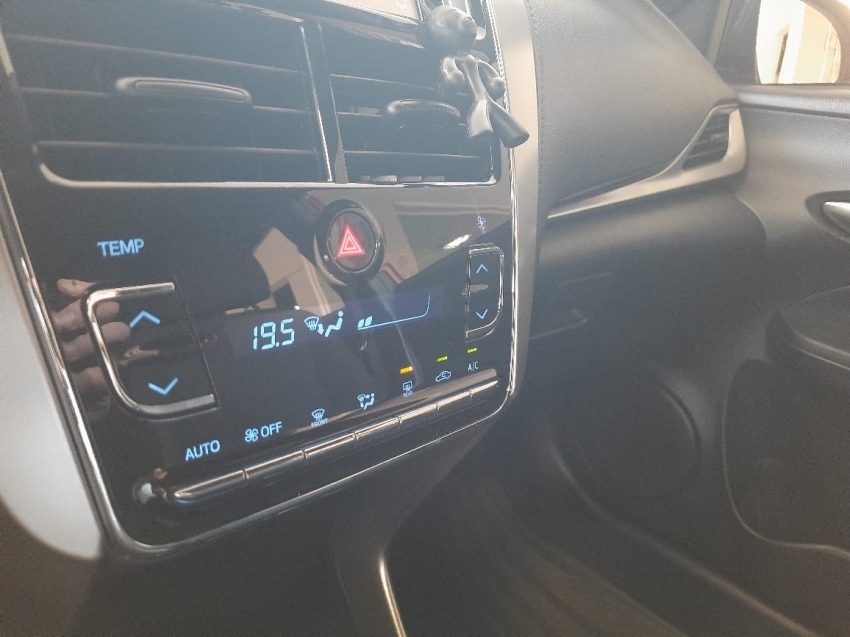 toyota yaris 1.5 16v flex xl plus connect multidrive 4p automatico 2022