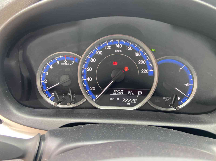 toyota yaris 1.5 16v flex xl plus connect multidrive 4p automatico 2022