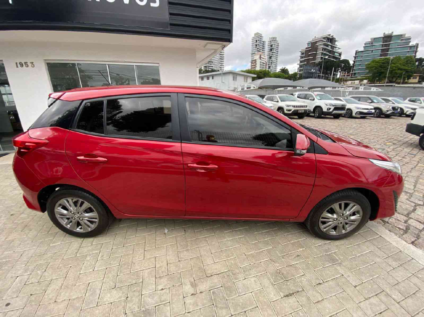 toyota yaris 1.5 16v flex xl plus connect multidrive 4p automatico 2022