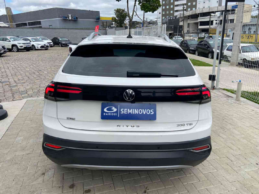 volkswagen nivus 1.0 200 tsi total flex highline automatico 4p 20215 volkswagen nivus 1.0 200 tsi total flex highline automatico 4p 20215