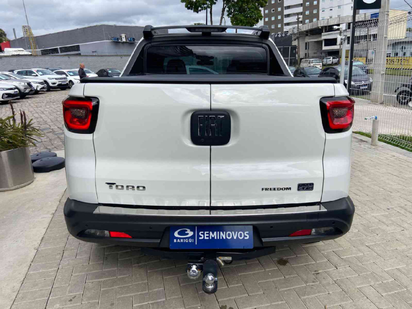 fiat toro 1.3 turbo 270 flex freedom at6 4p automatico 2024