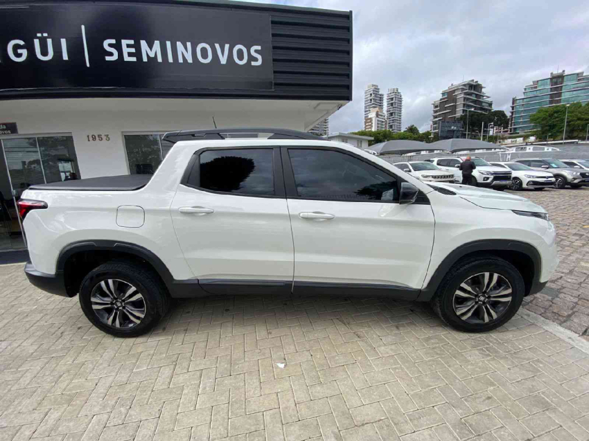 fiat toro 1.3 turbo 270 flex freedom at6 4p automatico 2024