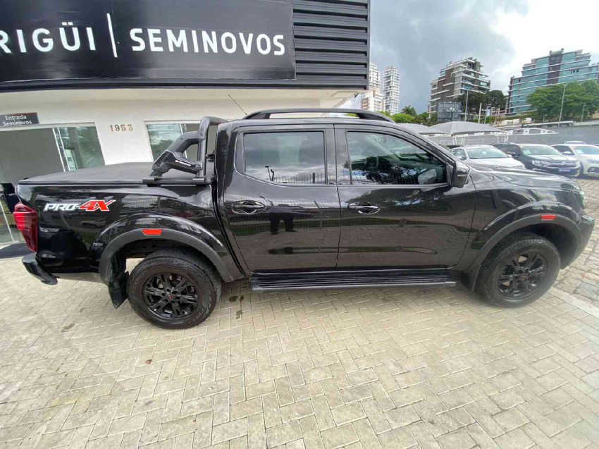 nissan frontier 2.3 16v turbo diesel pro4x cd 4x4 automatico 4p 20232 nissan frontier 2.3 16v turbo diesel pro4x cd 4x4 automatico 4p 20232