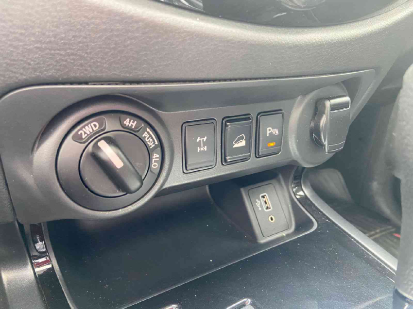 nissan frontier 2.3 16v turbo diesel pro4x cd 4x4 automatico 4p 202314 nissan frontier 2.3 16v turbo diesel pro4x cd 4x4 automatico 4p 202314