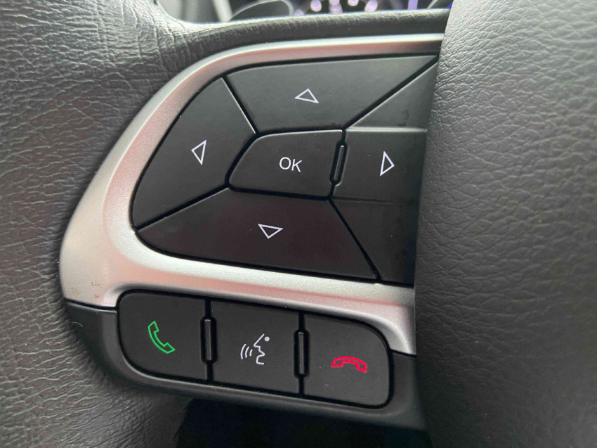 jeep compass 2.0 16v flex longitude automatico 4p 201818