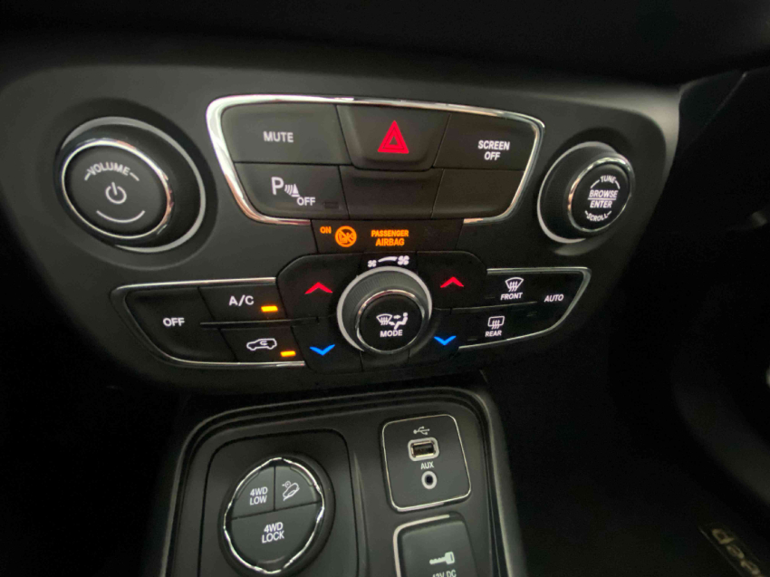 jeep compass 2.0 16v flex longitude automatico 4p 201815