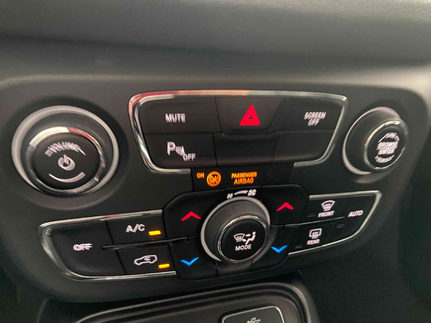 jeep compass 2.0 16v flex longitude automatico 4p 201817