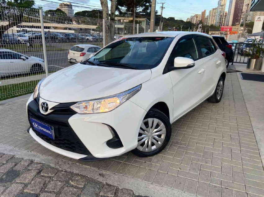 toyota yaris 1.5 16v flex xl multidrive 4p automatico 2024
