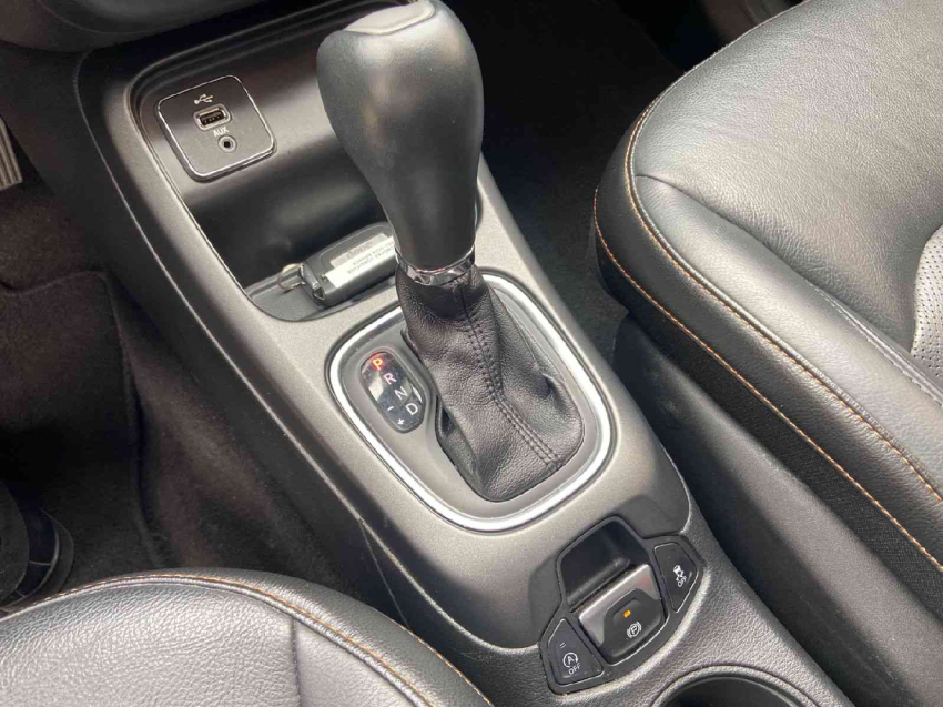 jeep compass 2.0 16v flex longitude automatico 4p 201811