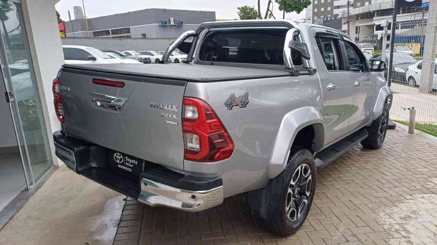 toyota hilux 2.8 d-4d turbo diesel cd srx plus 4x4 automatico 4p 20243