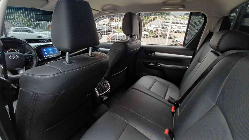 toyota hilux 2.8 d-4d turbo diesel cd srx plus 4x4 automatico 4p 20247