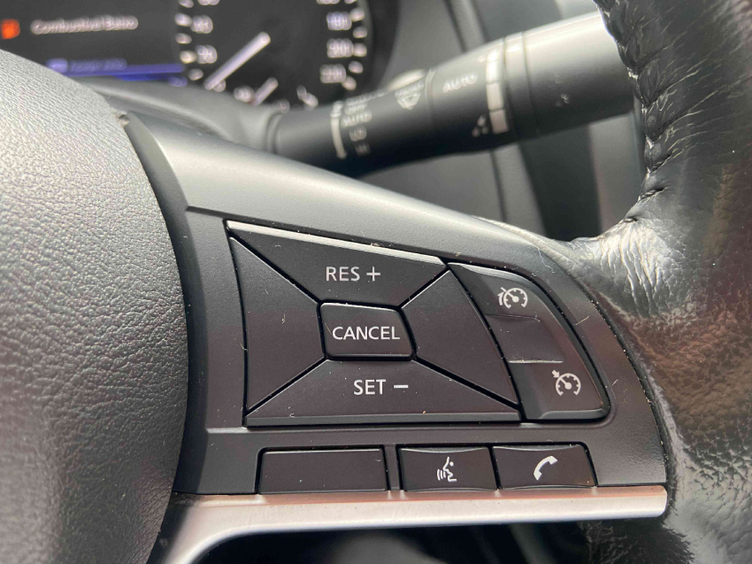 nissan frontier 2.3 16v turbo diesel pro4x cd 4x4 automatico 4p 202317