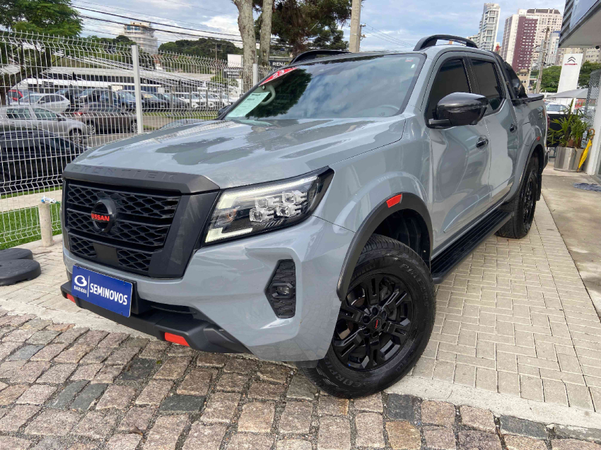 nissan frontier 2.3 16v turbo diesel pro4x cd 4x4 automatico 4p 2023