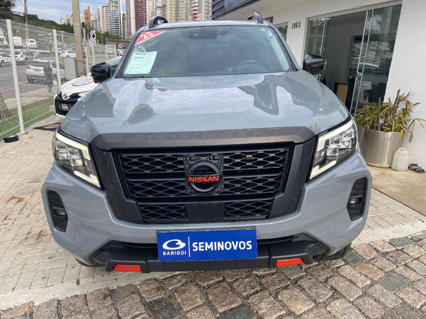 nissan frontier 2.3 16v turbo diesel pro4x cd 4x4 automatico 4p 20231