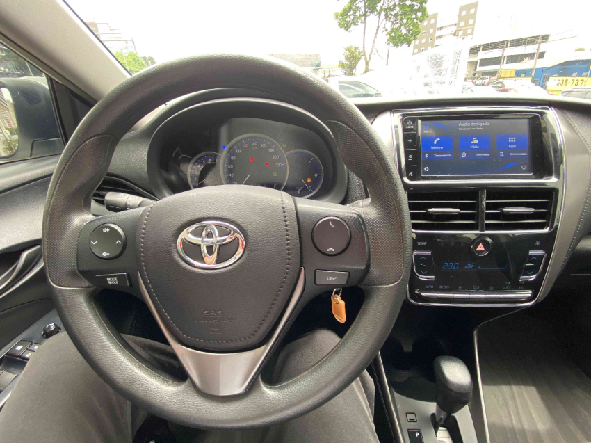 toyota yaris 1.5 16v flex sedan xl live multidrive 4p automatico 202314