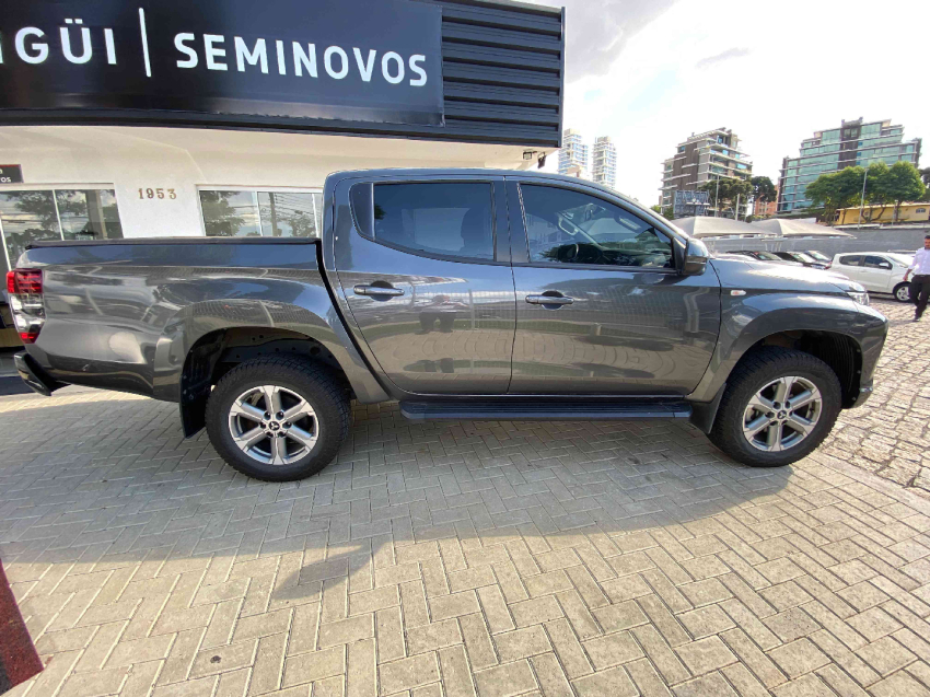 mitsubishi triton 2.4 biturbo diesel cd gls 4x4 automatico 4p 20243