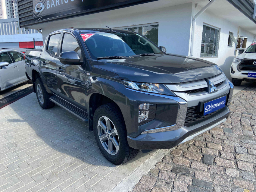 mitsubishi triton 2.4 biturbo diesel cd gls 4x4 automatico 4p 20242