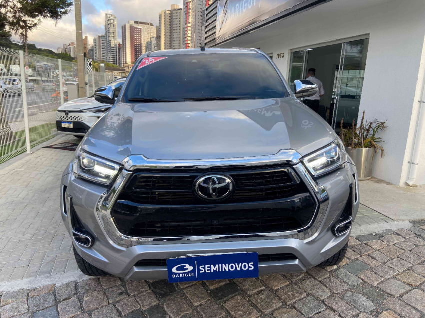 toyota hilux 2.8 d-4d turbo diesel cd srx plus 4x4 automatico 4p 20241