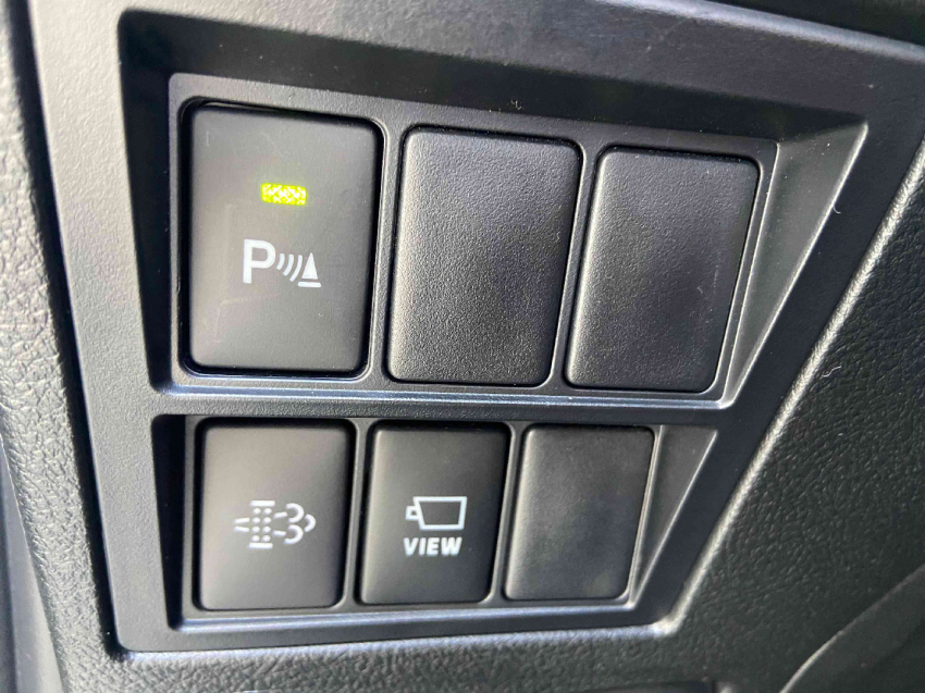 toyota hilux 2.8 d-4d turbo diesel cd srx plus 4x4 automatico 4p 202411