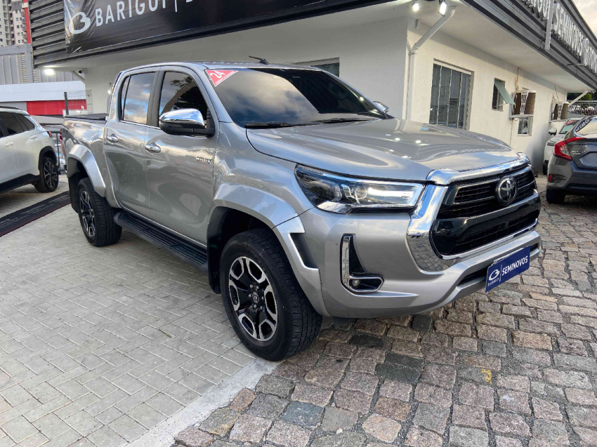 toyota hilux 2.8 d-4d turbo diesel cd srx plus 4x4 automatico 4p 20242