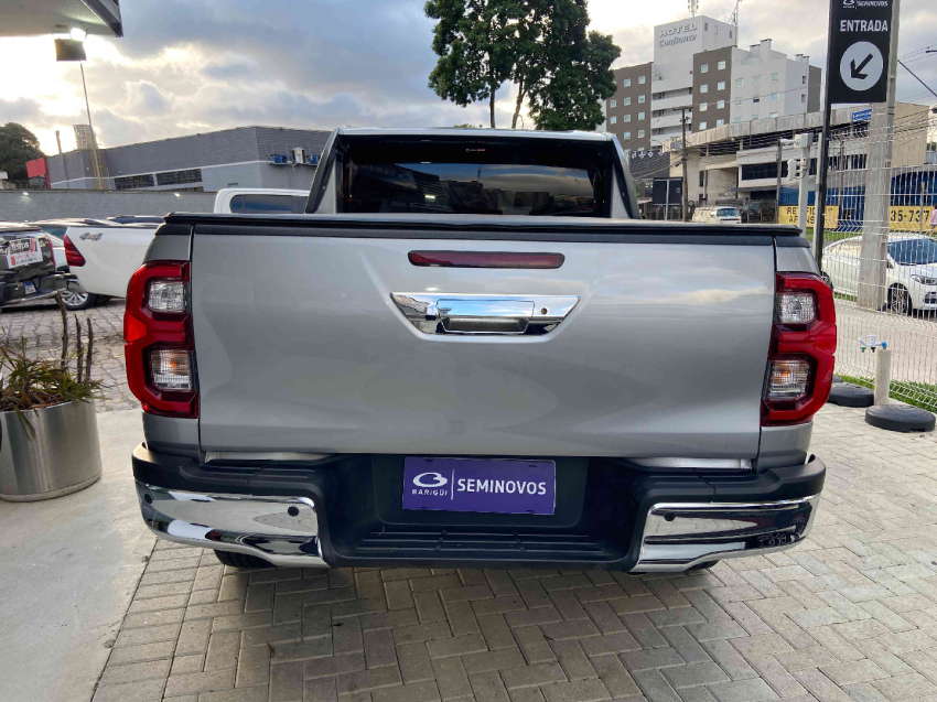 toyota hilux 2.8 d-4d turbo diesel cd srx plus 4x4 automatico 4p 20245