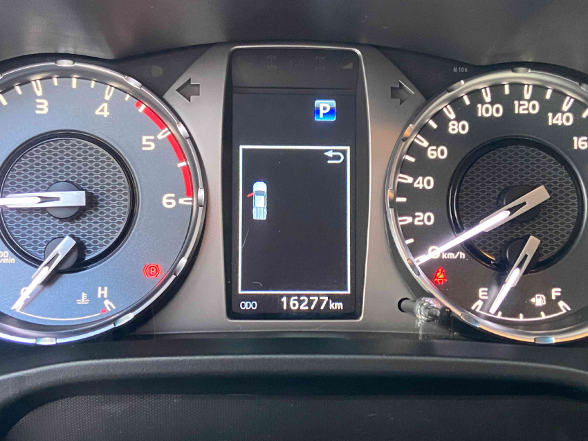 toyota hilux 2.8 d-4d turbo diesel cd srx plus 4x4 automatico 4p 202417