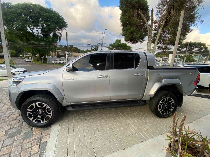 toyota hilux 2.8 d-4d turbo diesel cd srx plus 4x4 automatico 4p 20247