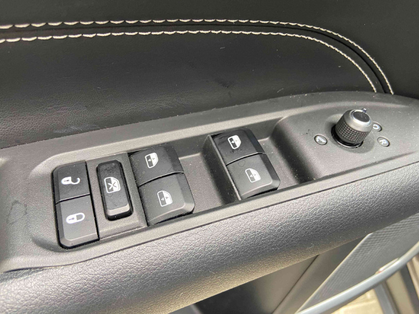 jeep compass 1.3 t270 turbo flex longitude at6 4p automatico 202310