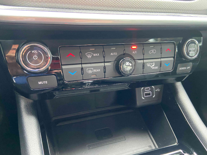 jeep compass 1.3 t270 turbo flex longitude at6 4p automatico 202313