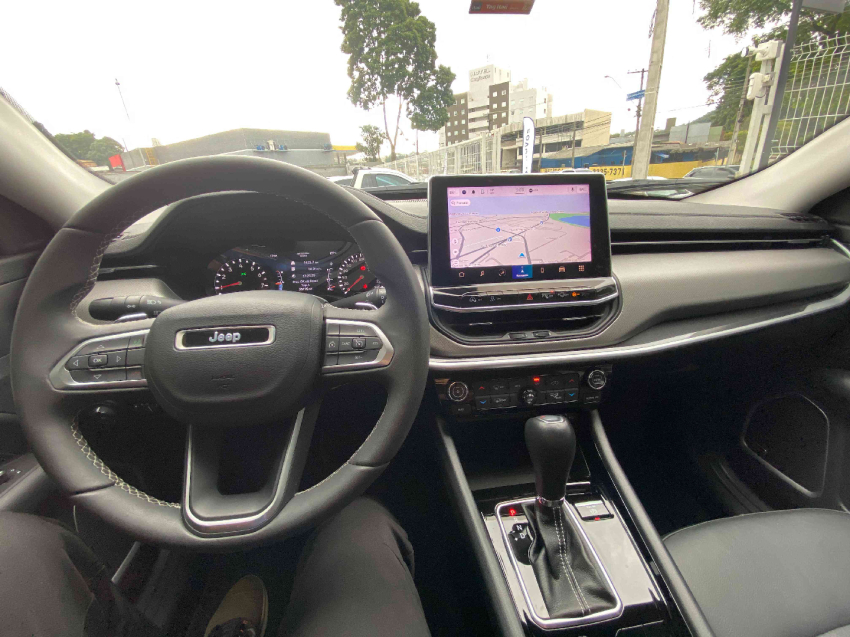 jeep compass 1.3 t270 turbo flex longitude at6 4p automatico 202315