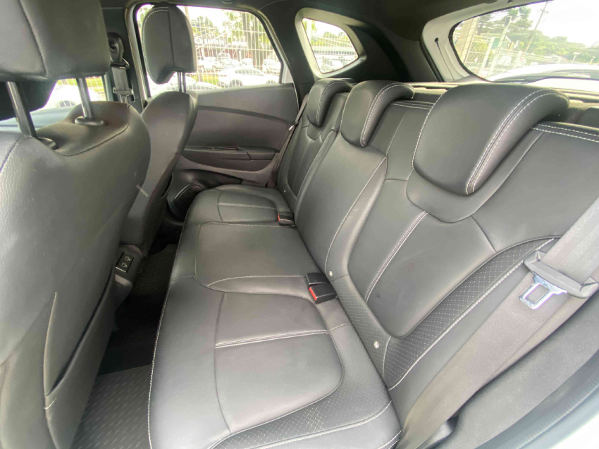 renault captur 1.3 tce flex iconic x-tronic 4p automatico 20229