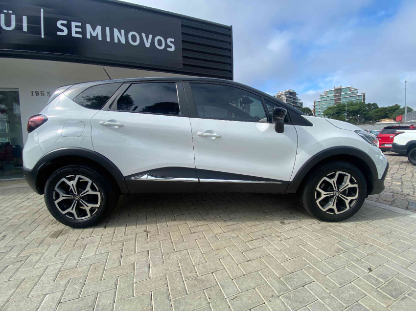 renault captur 1.3 tce flex iconic x-tronic 4p automatico 20223