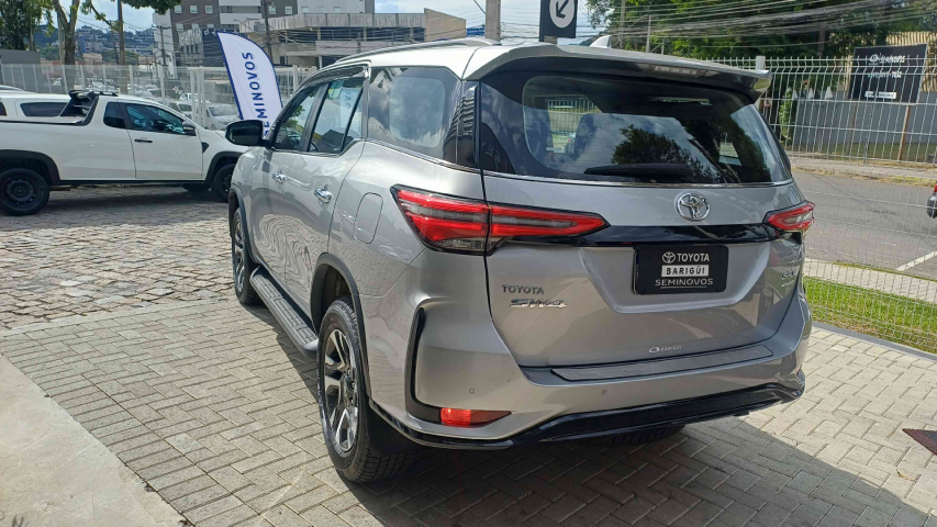 toyota hilux sw4 2.8 d-4d turbo diesel srx platinum 7l 4x4 automatico 4p 20246