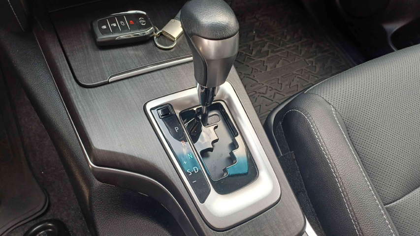 toyota hilux sw4 2.8 d-4d turbo diesel srx platinum 7l 4x4 automatico 4p 202418