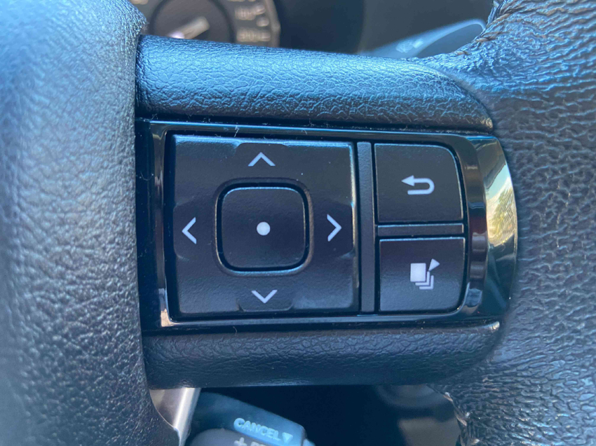 toyota hilux 2.8 d-4d turbo diesel cd srv 4x4 automatico 4p 202216