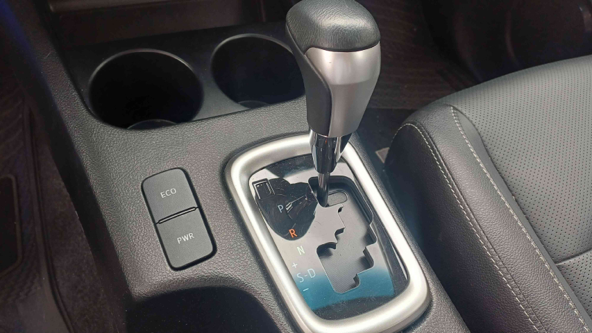 toyota hilux 2.8 d-4d turbo diesel cd srx plus 4x4 automatico 4p 202428