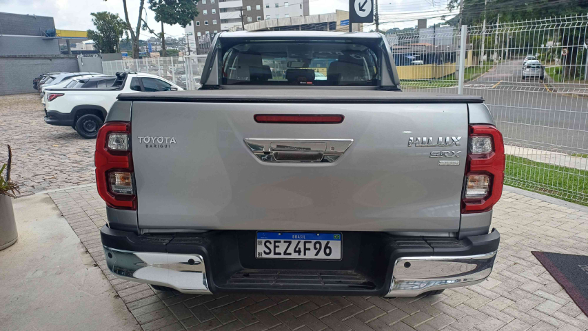 toyota hilux 2.8 d-4d turbo diesel cd srx plus 4x4 automatico 4p 202420