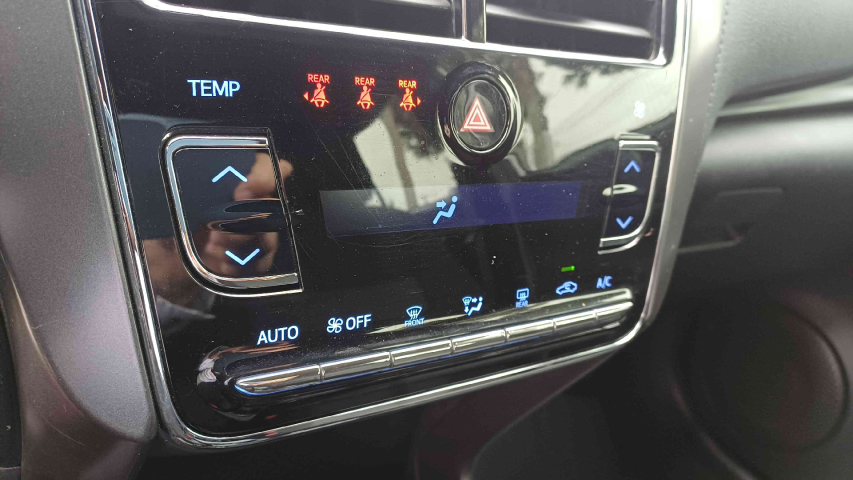 toyota yaris 1.5 16v flex xl multidrive 4p automatico 202316