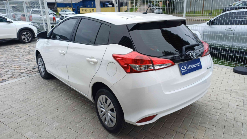 toyota yaris 1.5 16v flex xl multidrive 4p automatico 20236