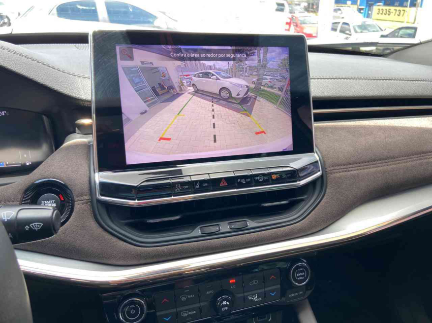 jeep commander 2.0 td380 turbo diesel overland at9 4p automatico 202316