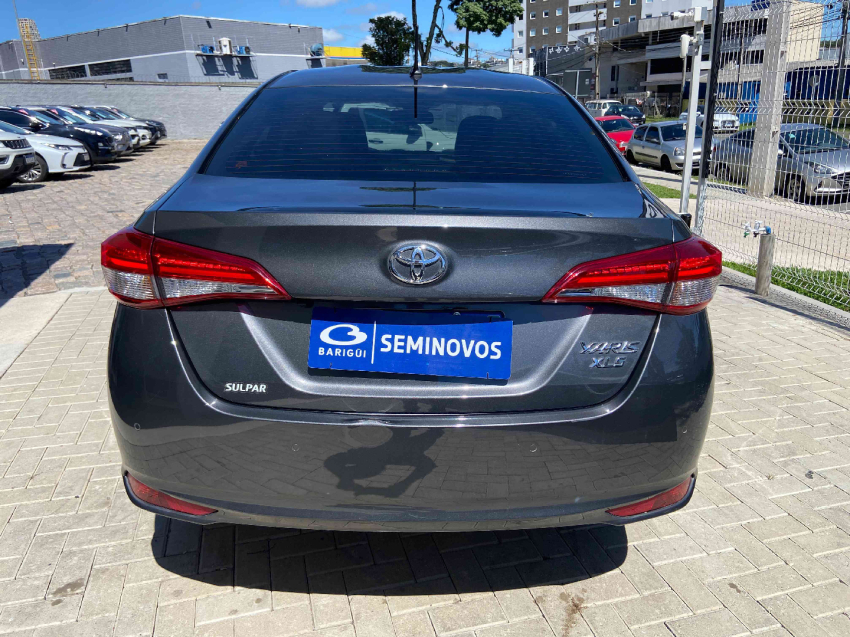 toyota yaris sedan xls 1.5 cvt flex automatico 2023/235