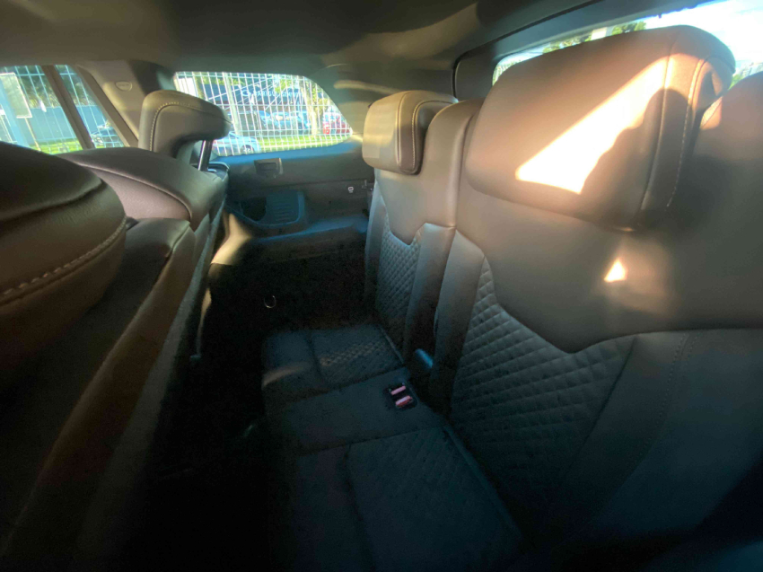 jeep commander 2.0 td380 turbo diesel overland at9 4p automatico 20227