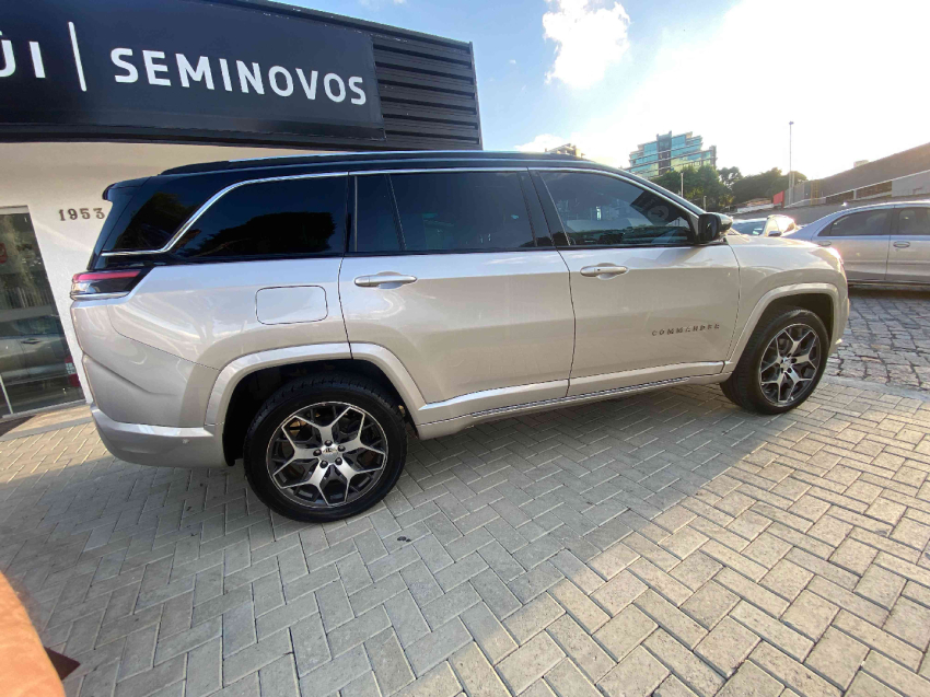 jeep commander 2.0 td380 turbo diesel overland at9 4p automatico 20223