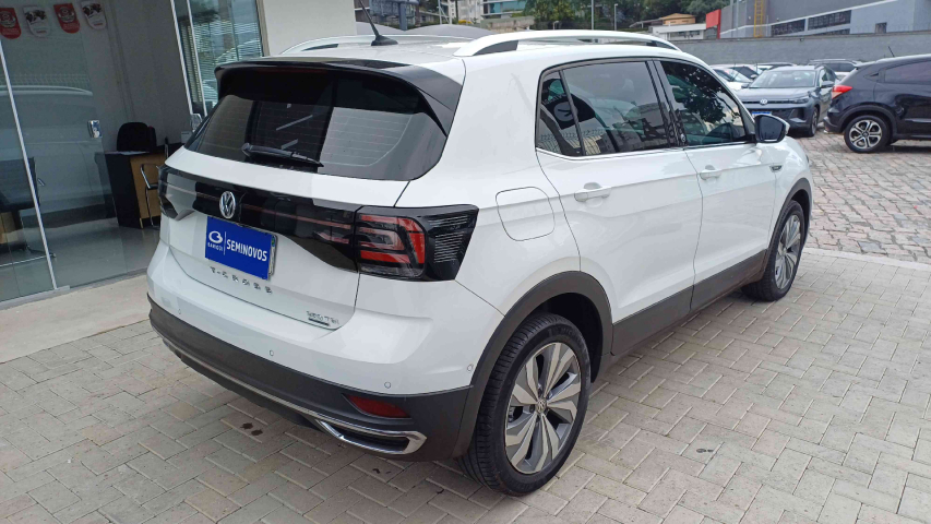 volkswagen t-cross 1.4 250 tsi total flex highline automatico 4p 20204